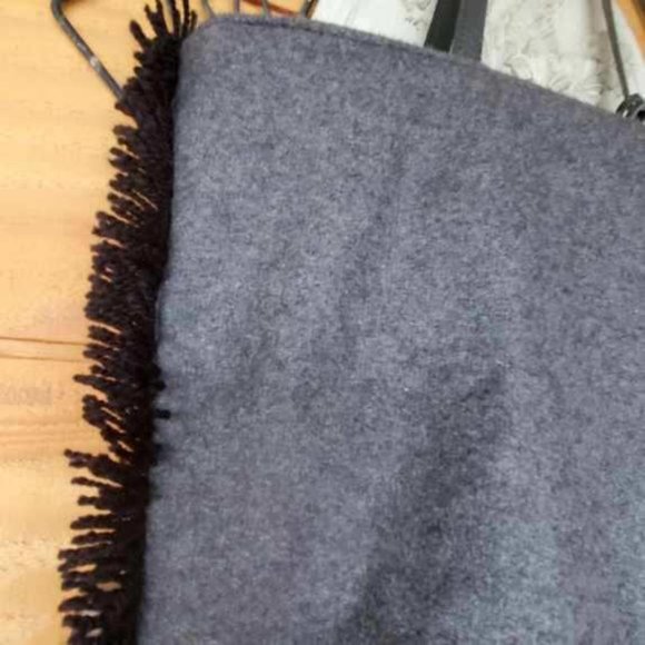 IbBan Tote XL Hand Made Sassy Leather /Cotton Fringe/Bead/ Dual Handle - Picture 10 of 10